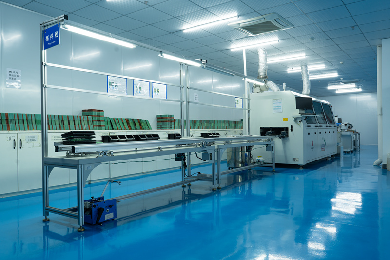 Advanced high speed pick and place machine in BMS factory